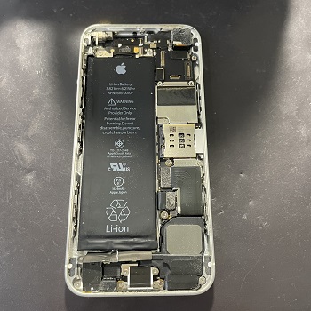 バッテリー交換
iPhone