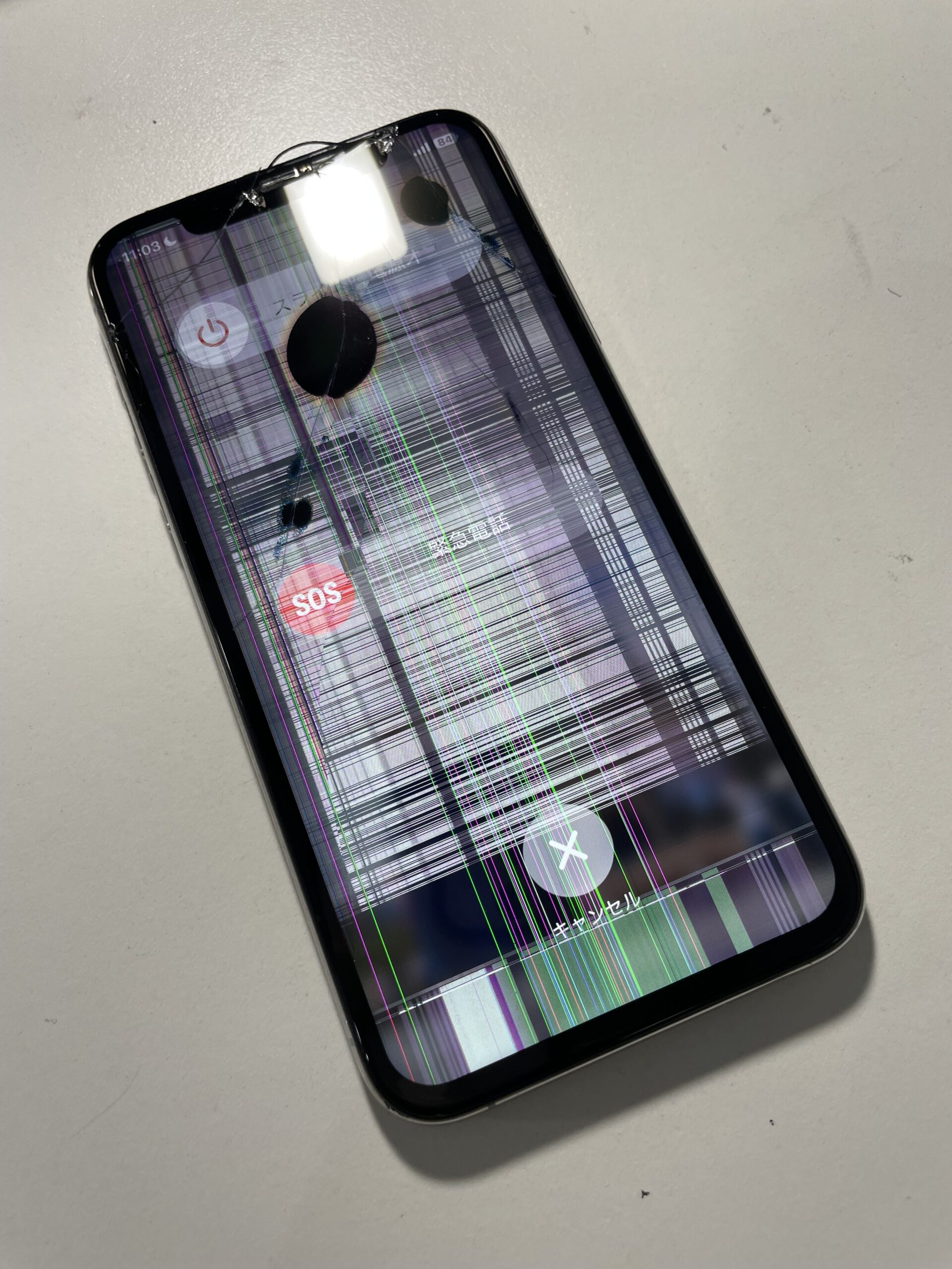 iPhoneXs　画面が大破　即日修理可能