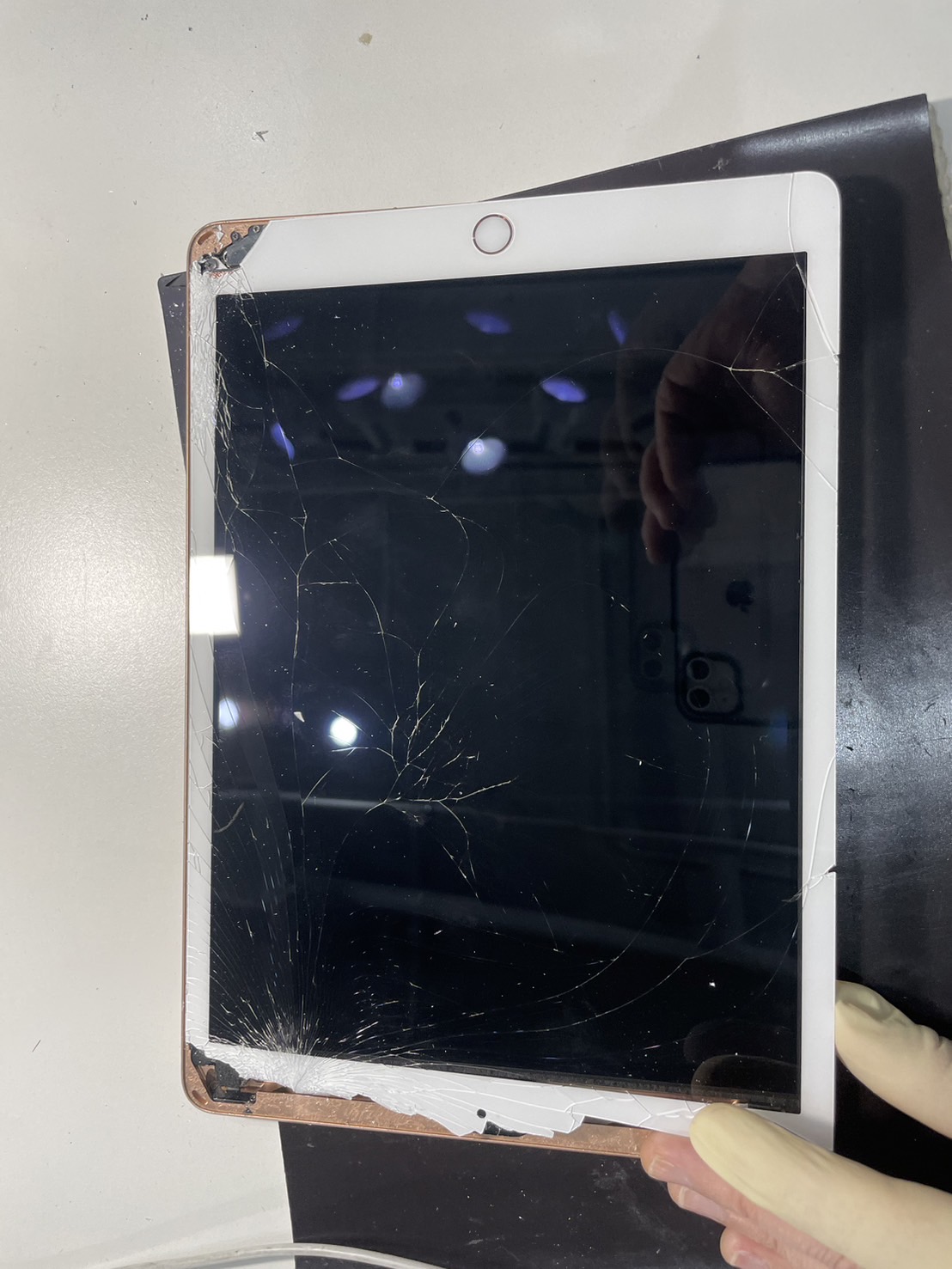 iPad７　ガラスの交換